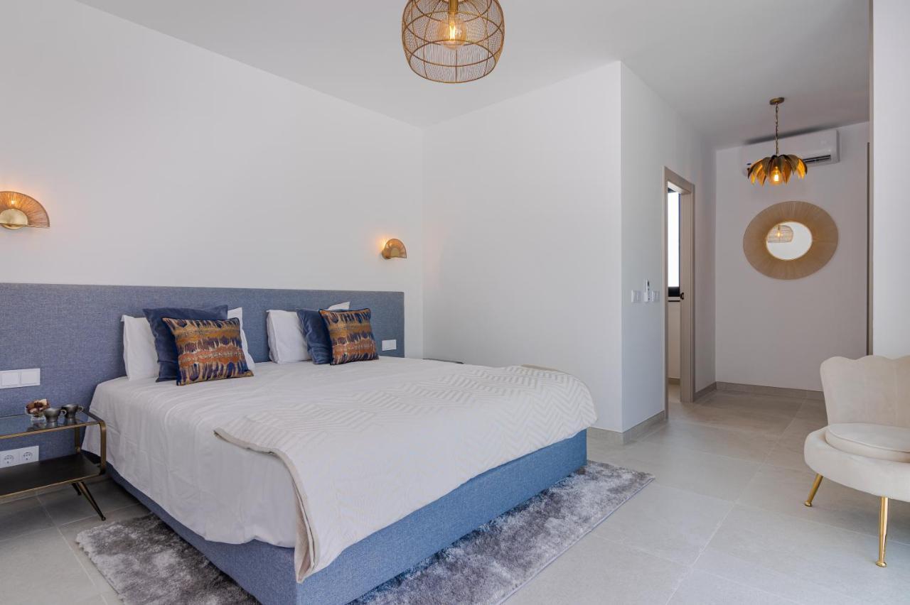Luxury With Heated Pool, Jacuzzi, Sauna And Apartament *
