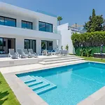 The Perfect Luxury Villa - 5 Bdrm