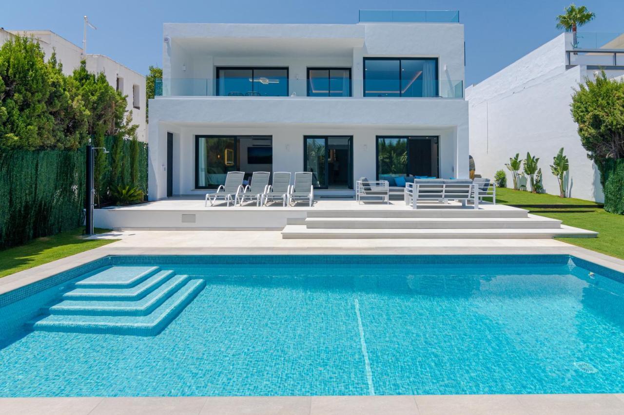 The Perfect Luxury - 5 Bdrm Apartment